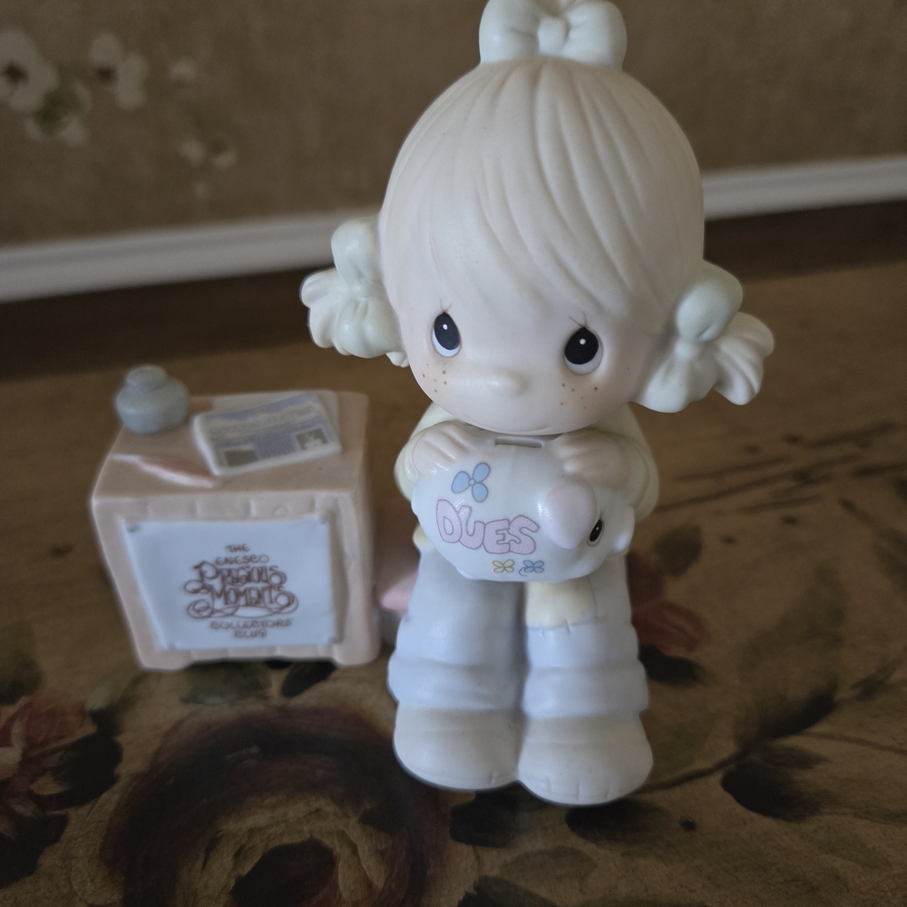 Vintage 1983 Precious Moments ~Join In On The Blessings~ Figurine E-0404